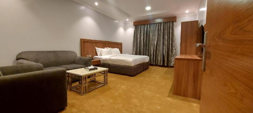 Almasem Serviced Apartments -Exit 5 利雅德 外观 照片